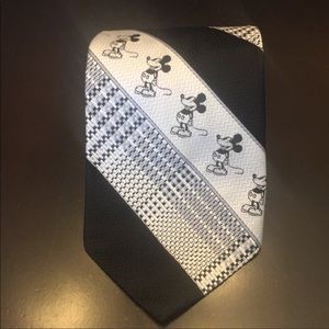 Vintage 70s Mickey Mouse by Cervantes tie